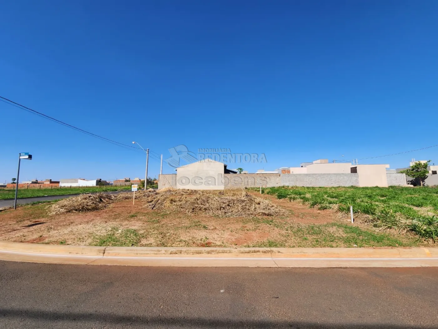 Comprar Terreno / Padrão em São José do Rio Preto R$ 220.000,00 - Foto 3