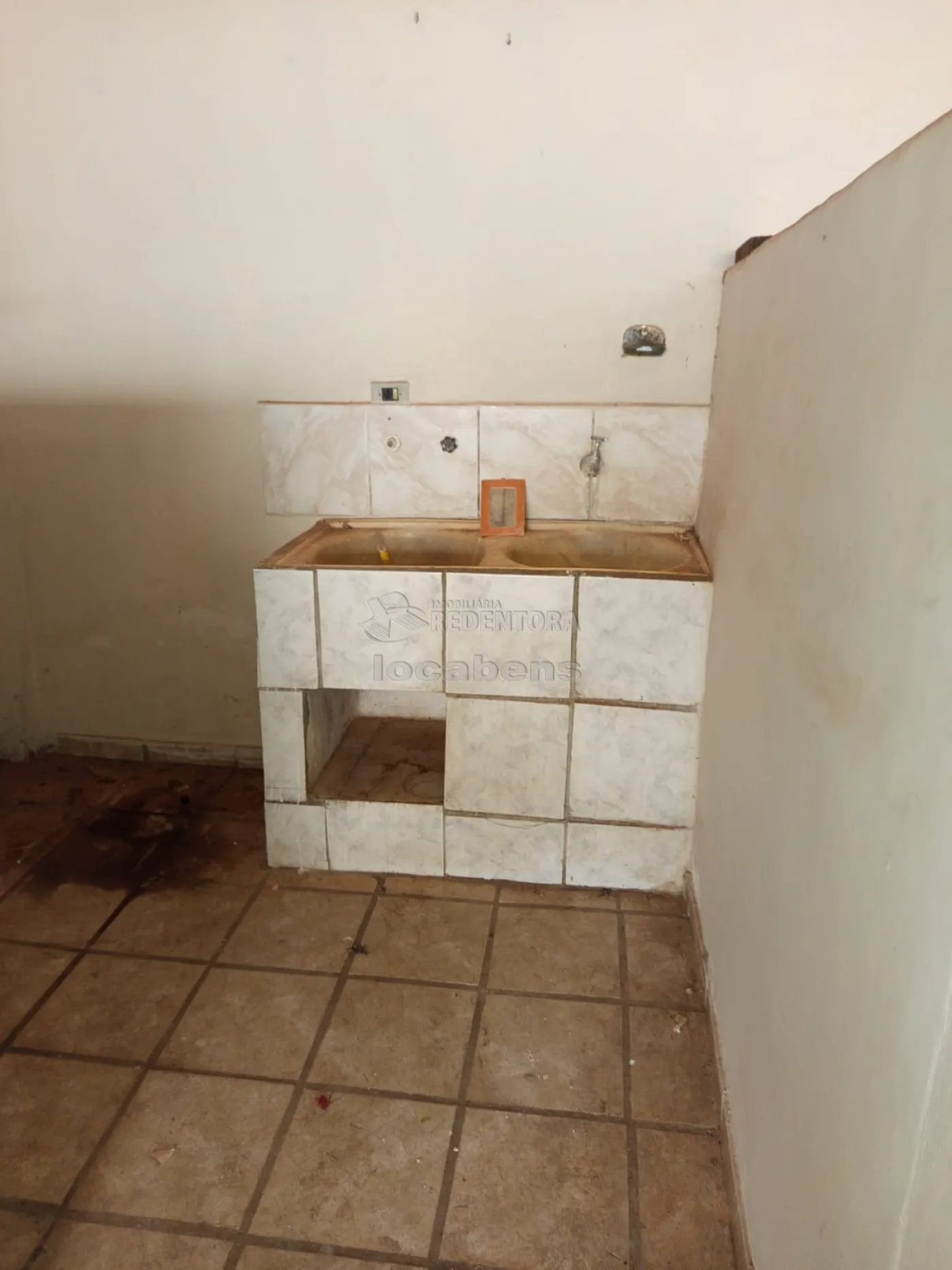 Comprar Casa / Padrão em São José do Rio Preto R$ 250.000,00 - Foto 3