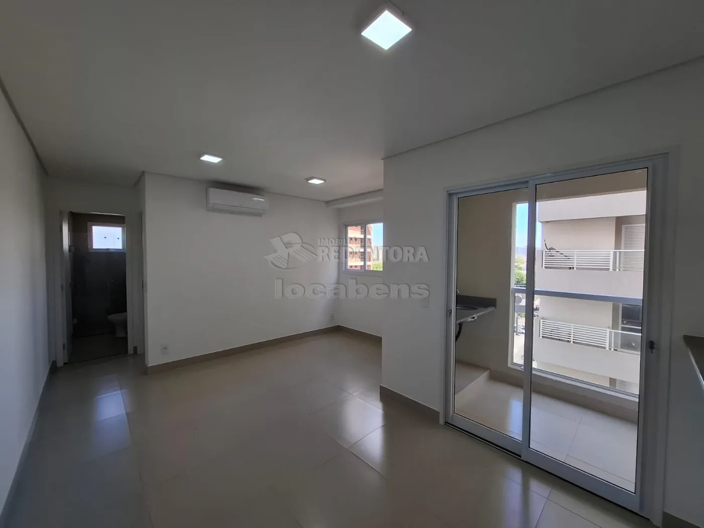 Alugar Apartamento / Padrão em São José do Rio Preto R$ 2.200,00 - Foto 2