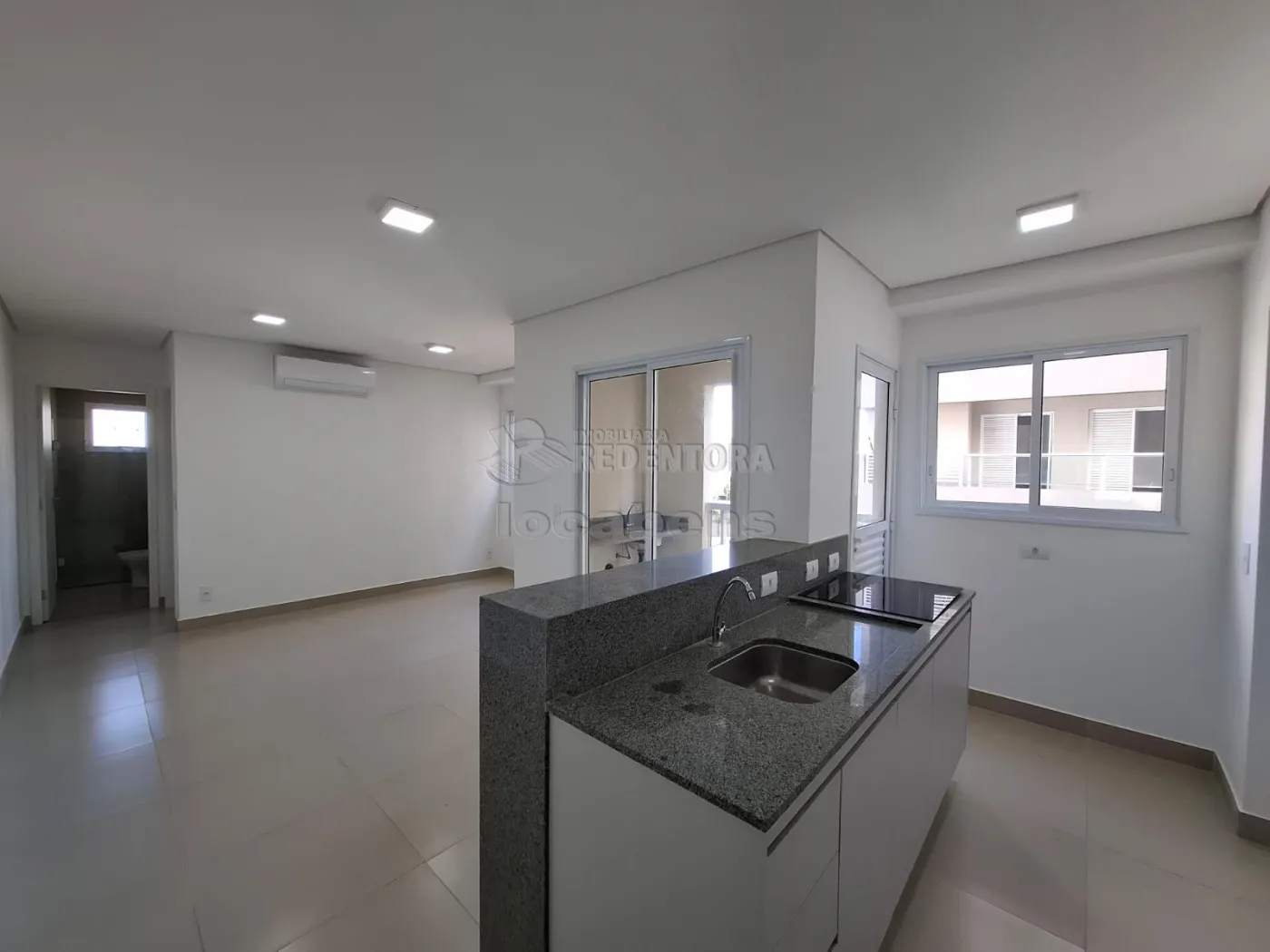 Alugar Apartamento / Padrão em São José do Rio Preto R$ 2.200,00 - Foto 1