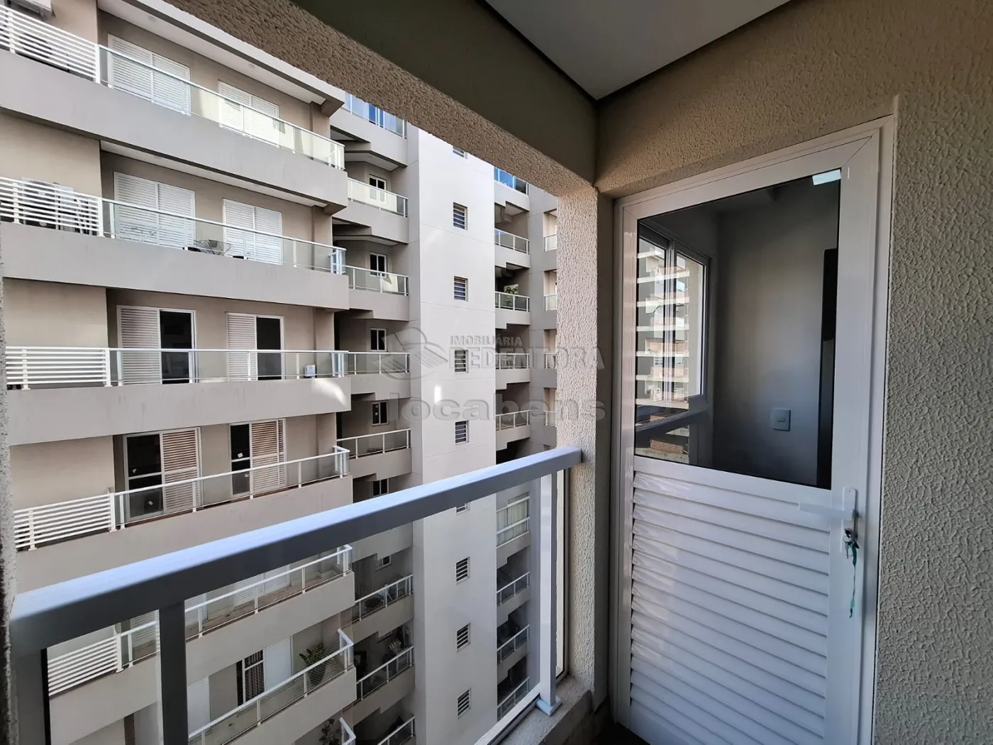 Alugar Apartamento / Padrão em São José do Rio Preto R$ 2.200,00 - Foto 4