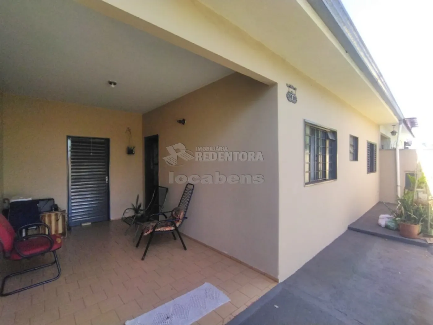 Comprar Casa / Padrão em São José do Rio Preto R$ 300.000,00 - Foto 1