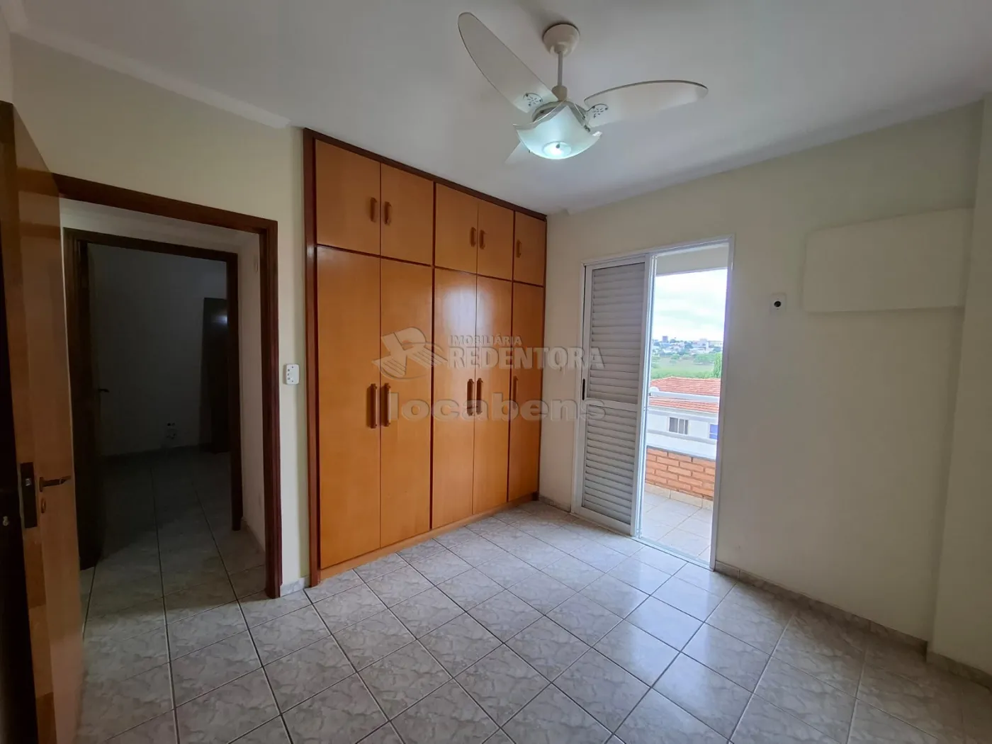 Alugar Apartamento / Padrão em São José do Rio Preto R$ 1.300,00 - Foto 9