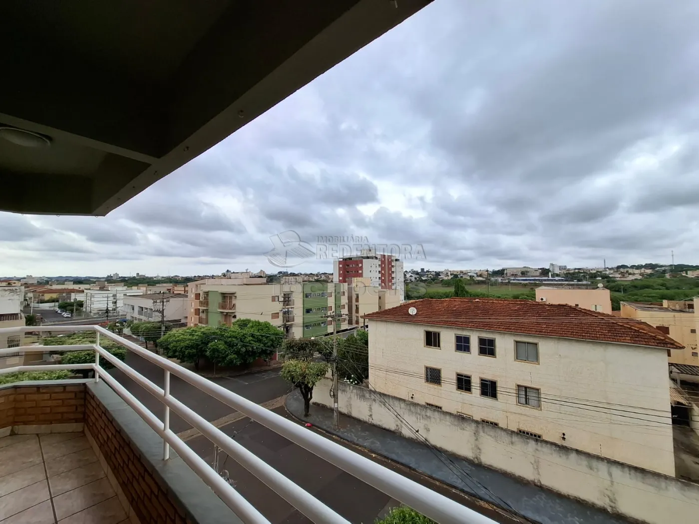 Alugar Apartamento / Padrão em São José do Rio Preto R$ 1.300,00 - Foto 10