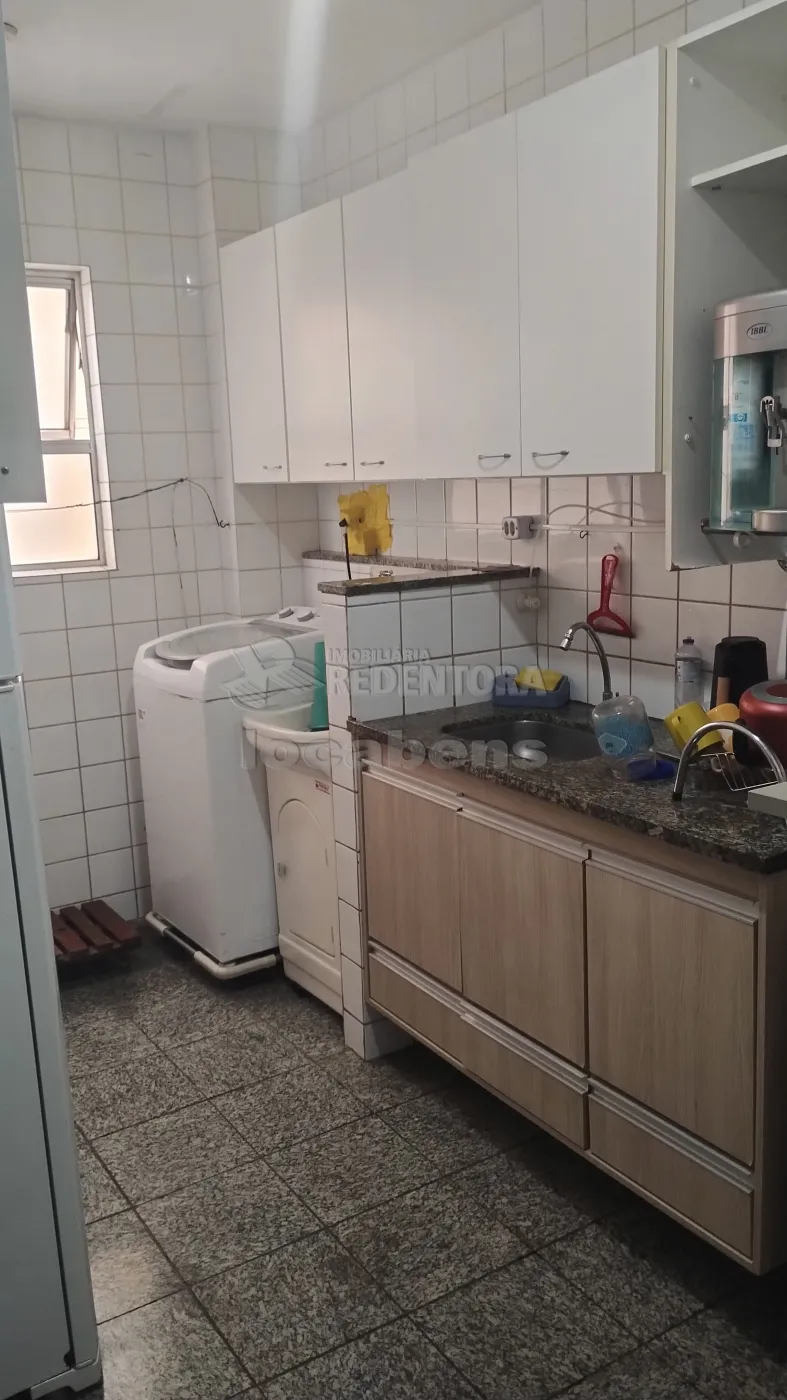 Comprar Apartamento / Padrão em São José do Rio Preto R$ 310.000,00 - Foto 7