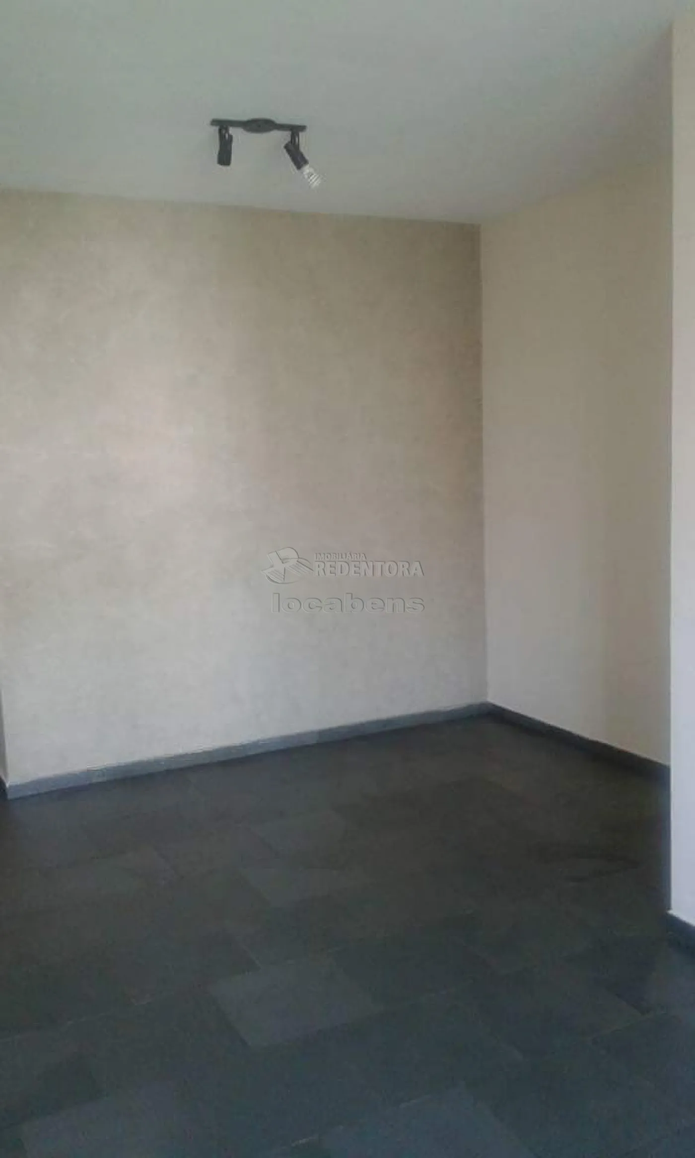 Alugar Apartamento / Padrão em São José do Rio Preto R$ 1.300,00 - Foto 5