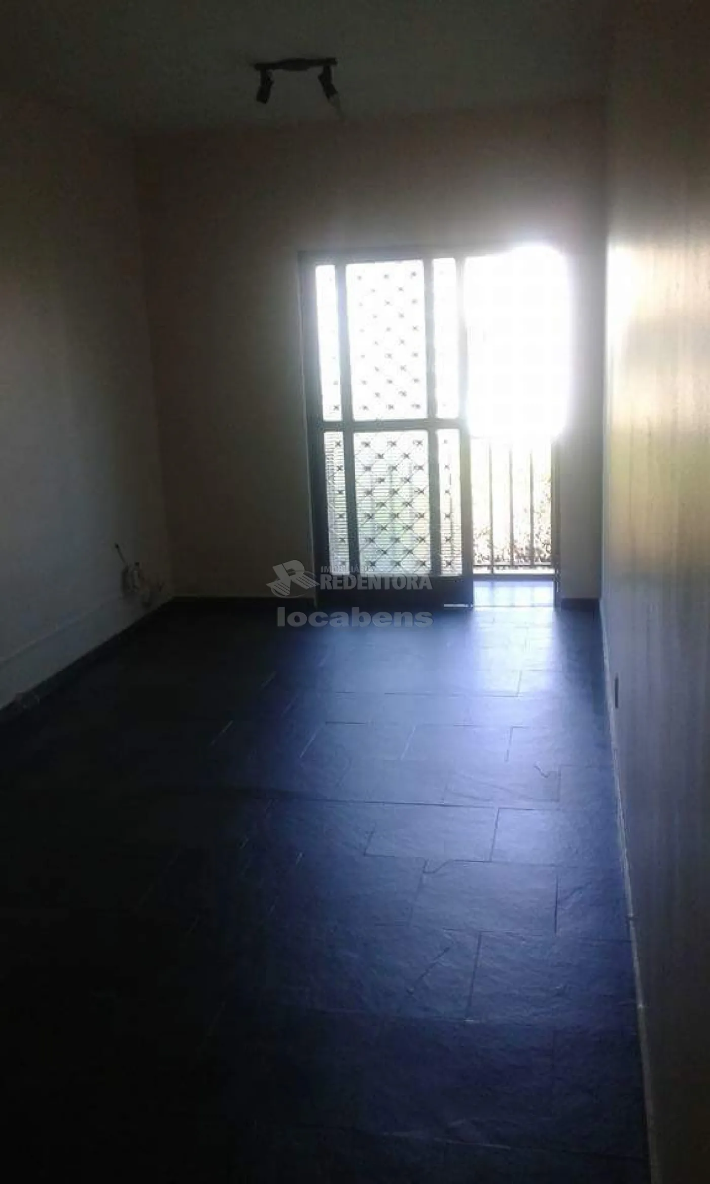 Alugar Apartamento / Padrão em São José do Rio Preto R$ 1.300,00 - Foto 4