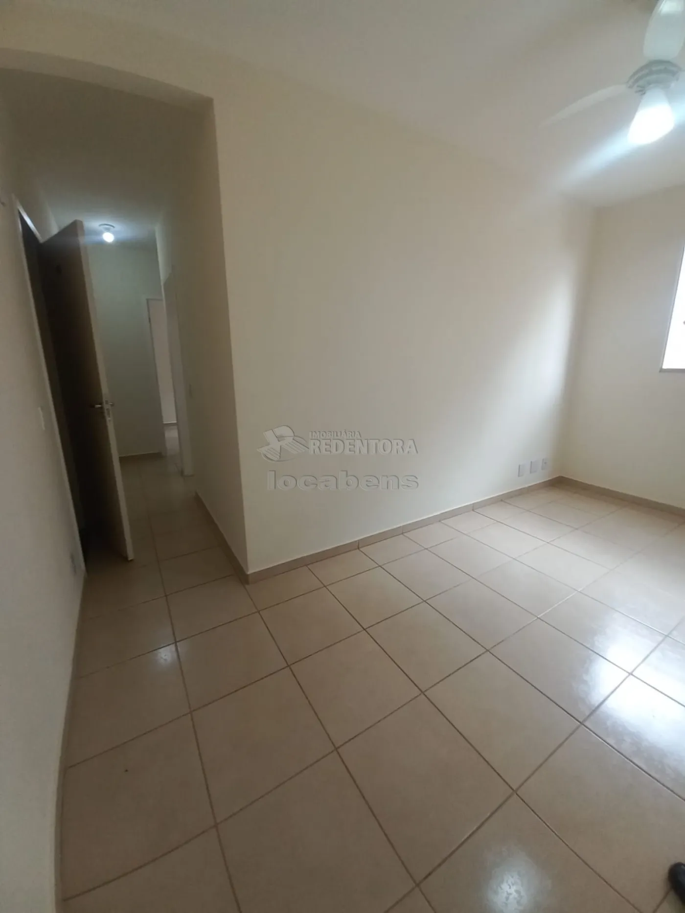Comprar Apartamento / Padrão em São José do Rio Preto R$ 175.000,00 - Foto 2