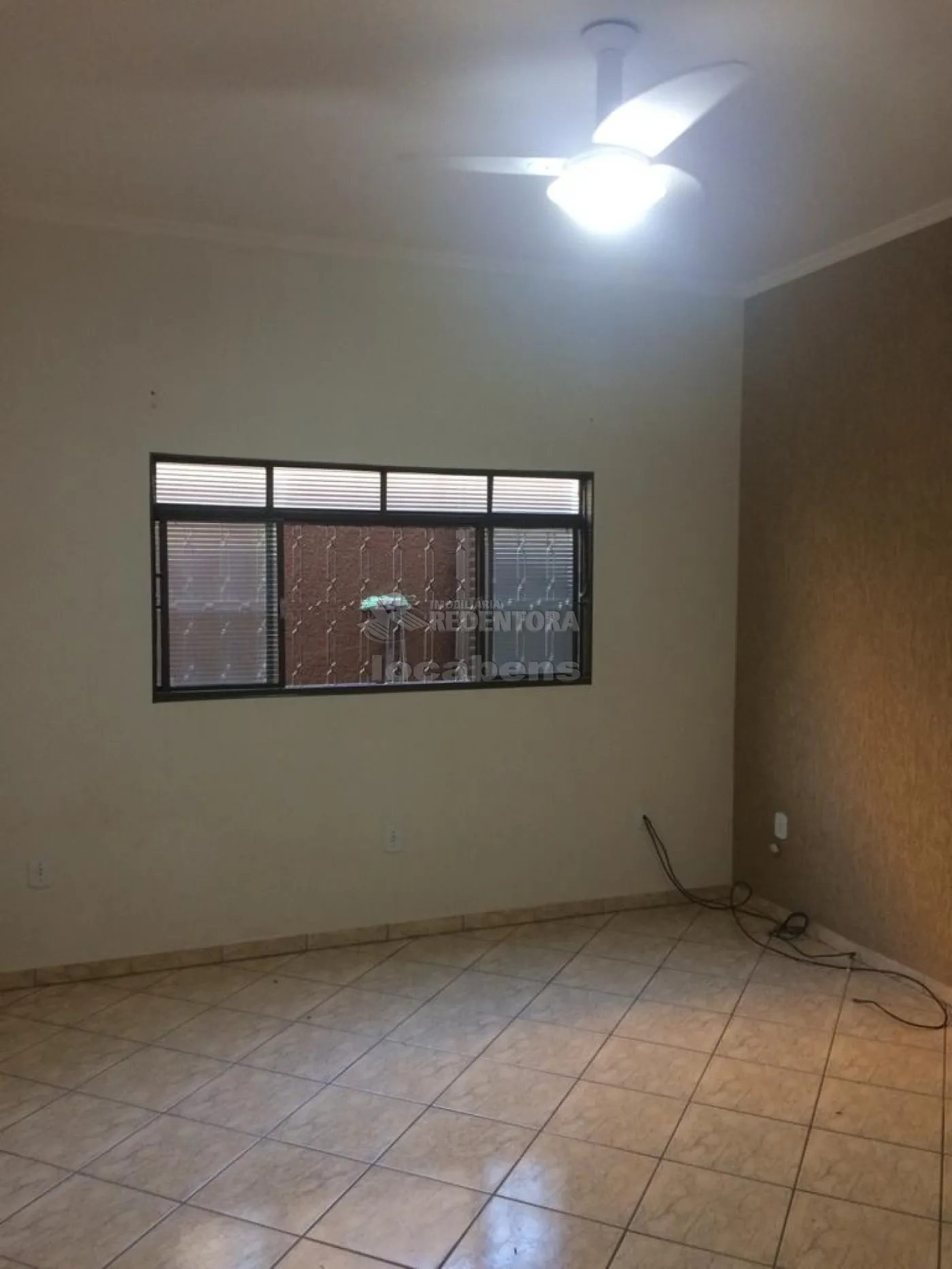 Comprar Casa / Padrão em São José do Rio Preto R$ 330.000,00 - Foto 4