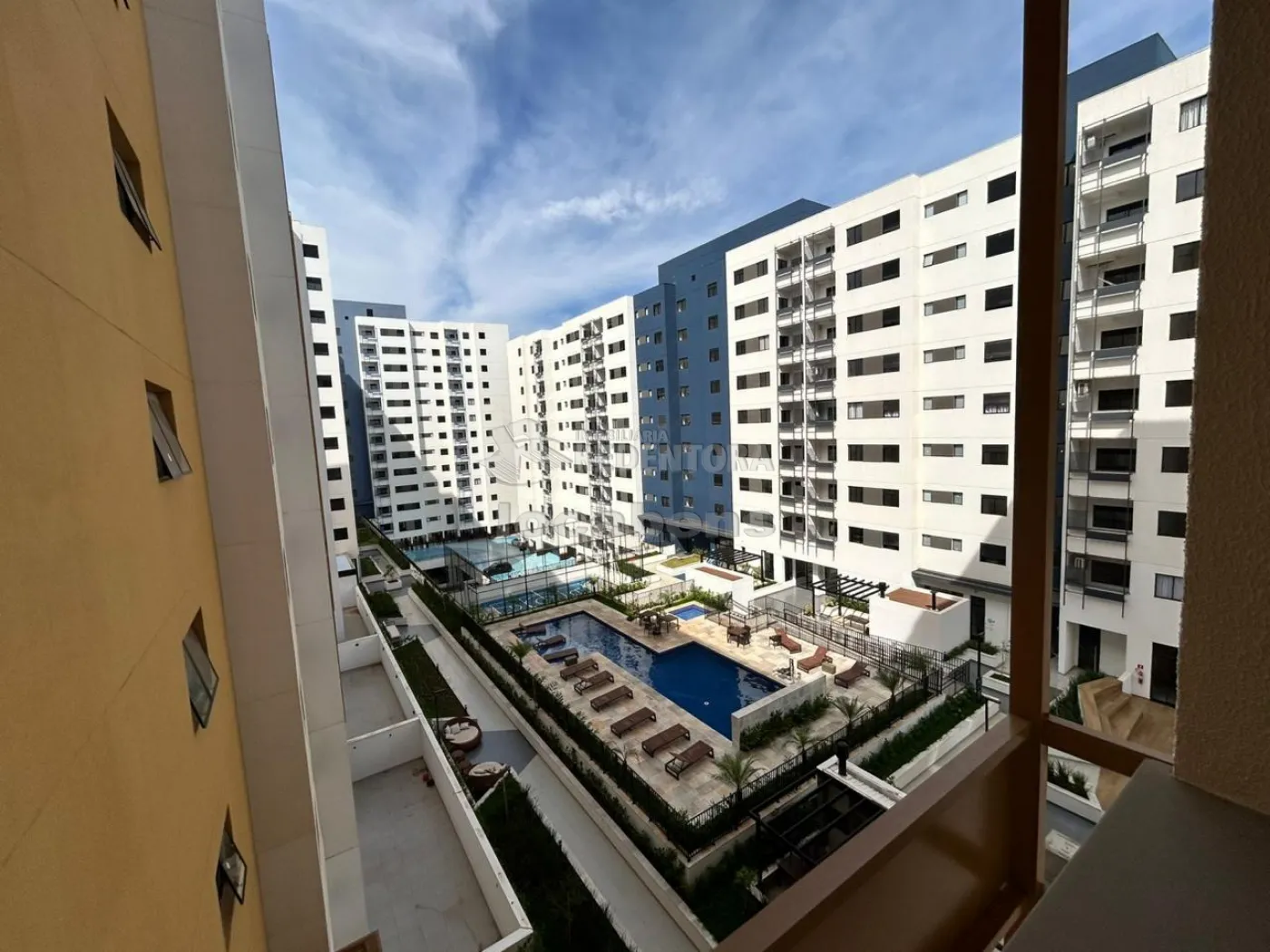 Alugar Apartamento / Padrão em São José do Rio Preto R$ 2.200,00 - Foto 4