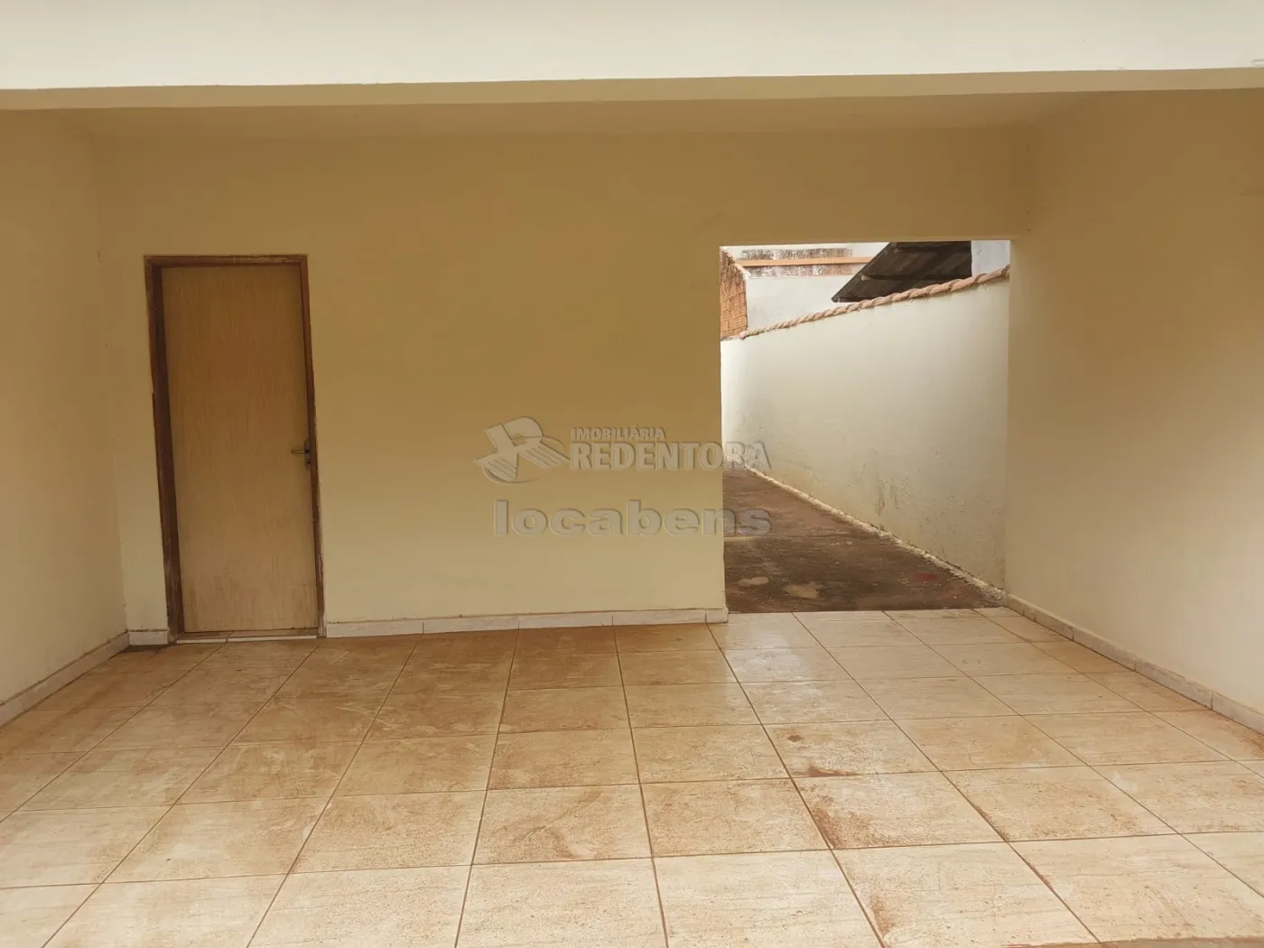 Comprar Casa / Padrão em São José do Rio Preto R$ 270.000,00 - Foto 1