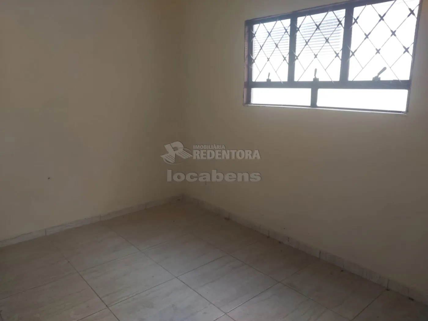 Comprar Casa / Padrão em São José do Rio Preto R$ 270.000,00 - Foto 5