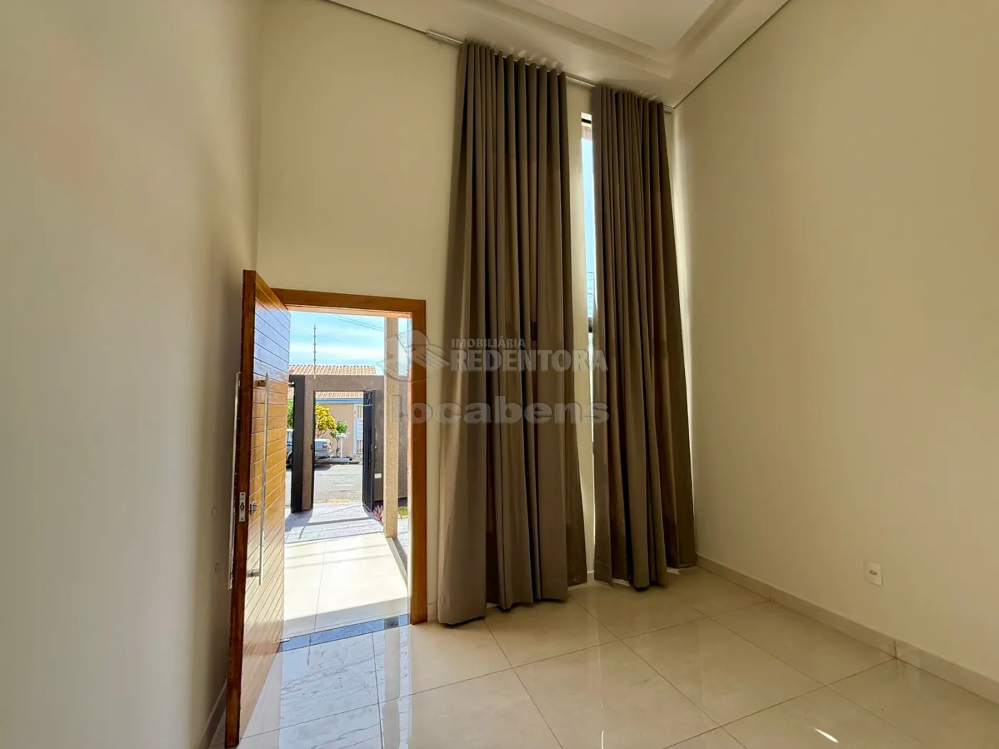 Comprar Casa / Padrão em São José do Rio Preto R$ 390.000,00 - Foto 5