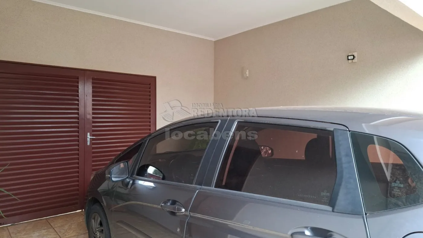 Comprar Casa / Padrão em São José do Rio Preto R$ 440.000,00 - Foto 5