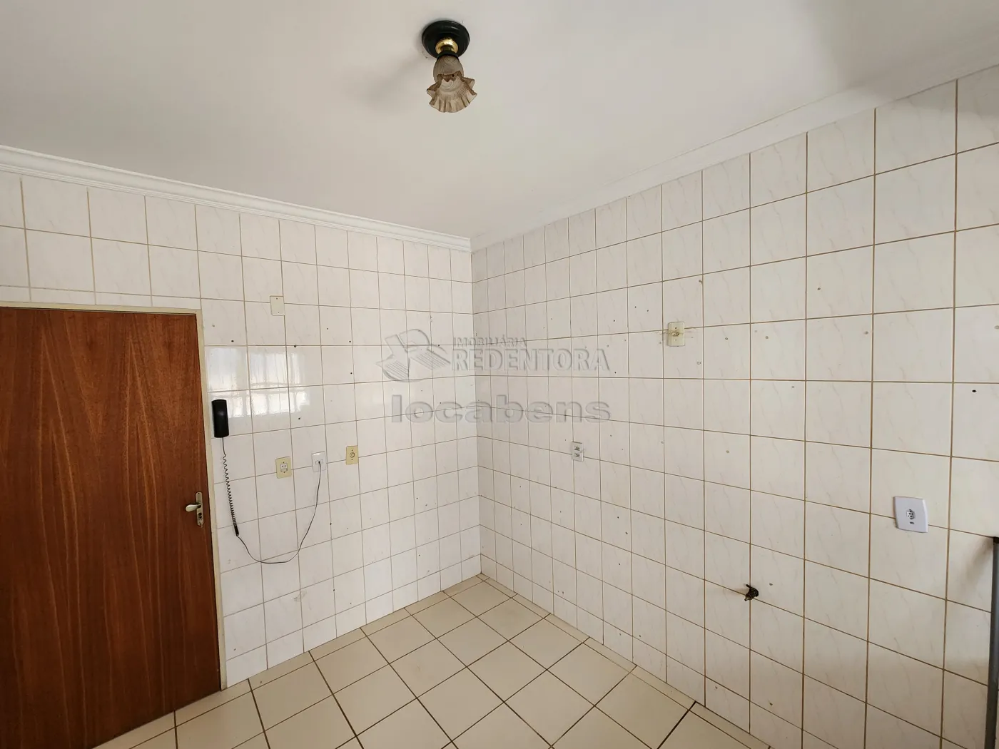 Alugar Apartamento / Padrão em São José do Rio Preto R$ 900,00 - Foto 4