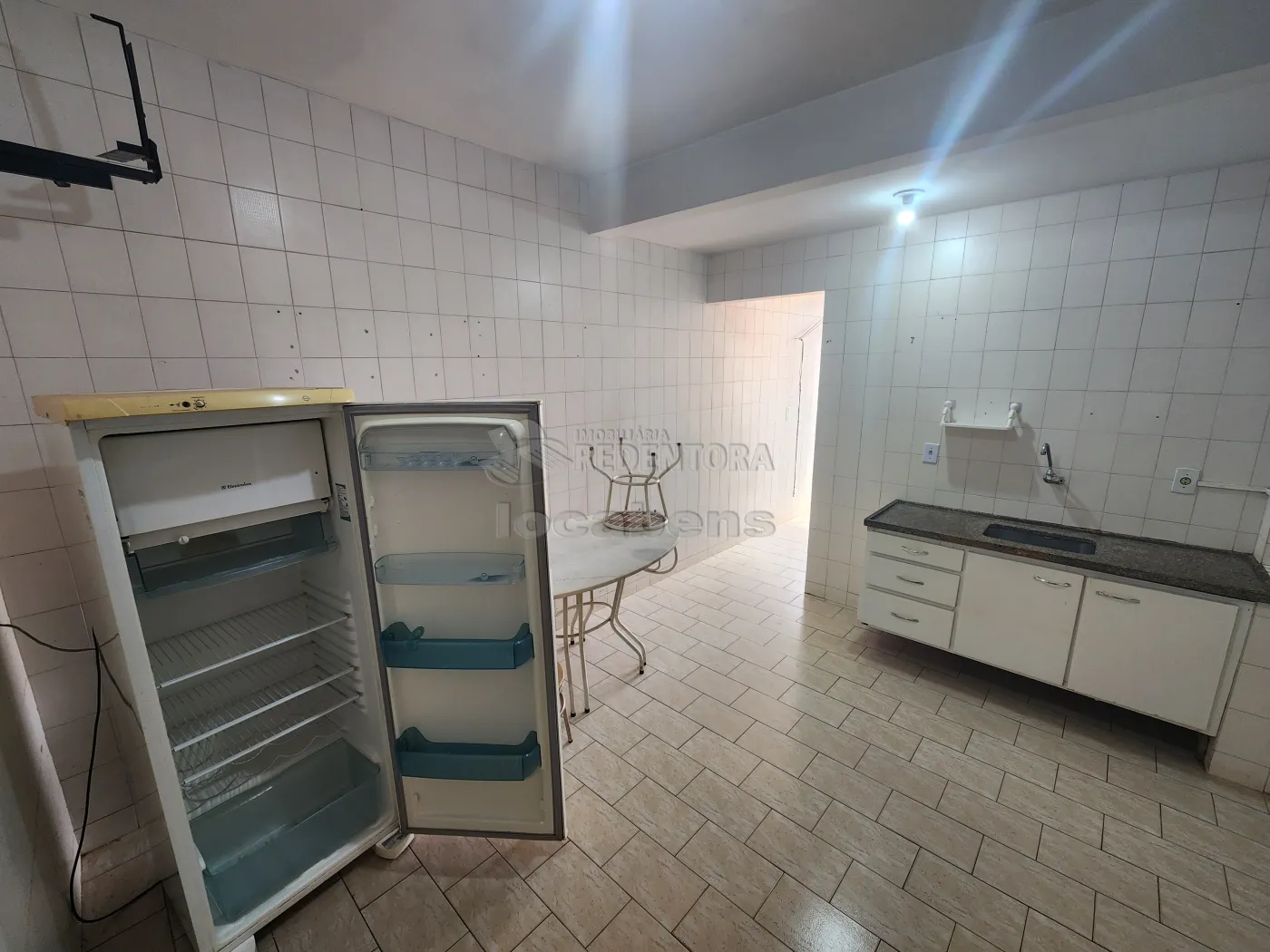 Alugar Apartamento / Padrão em São José do Rio Preto R$ 1.000,00 - Foto 3