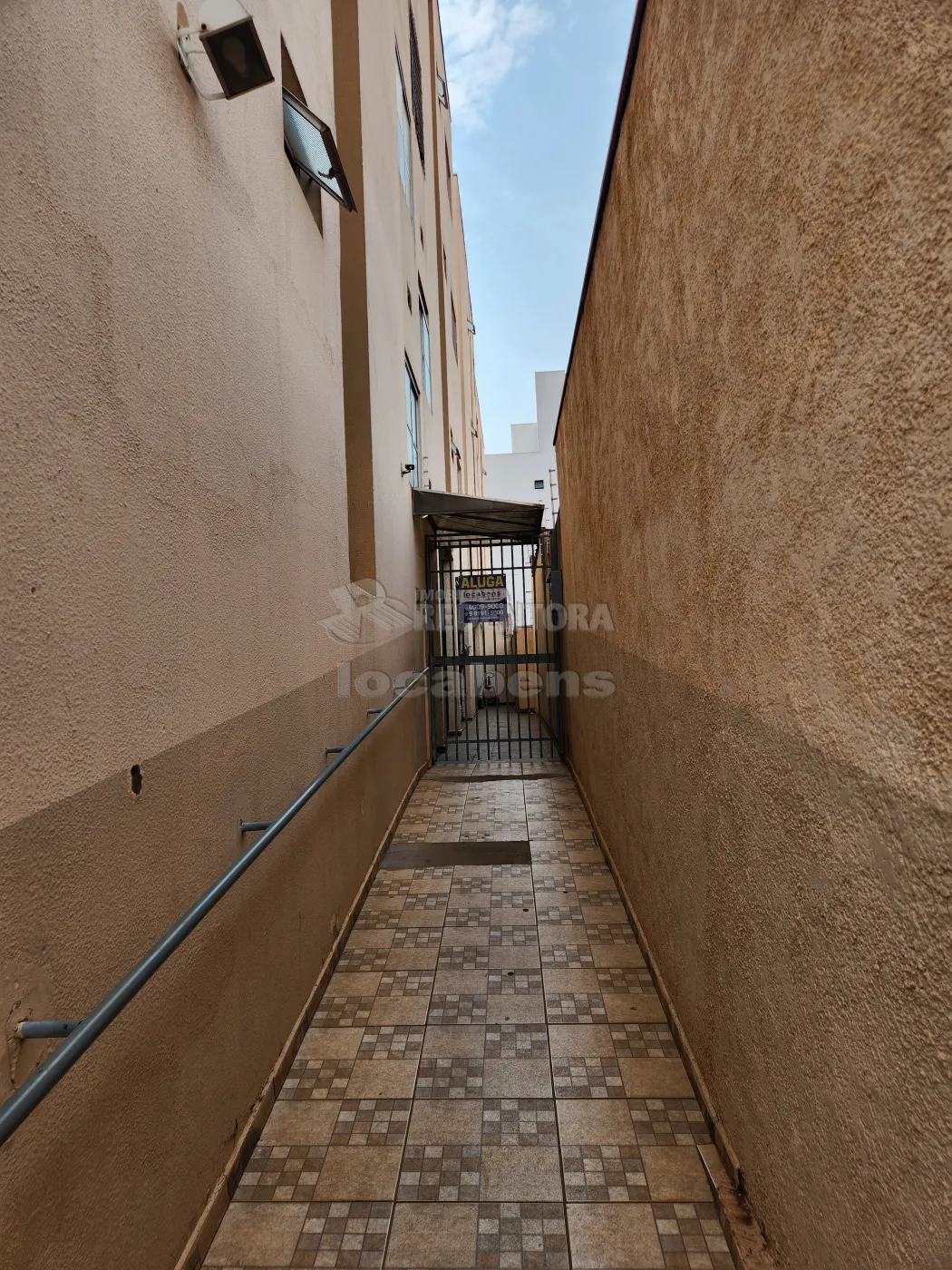 Alugar Apartamento / Padrão em São José do Rio Preto R$ 1.000,00 - Foto 11