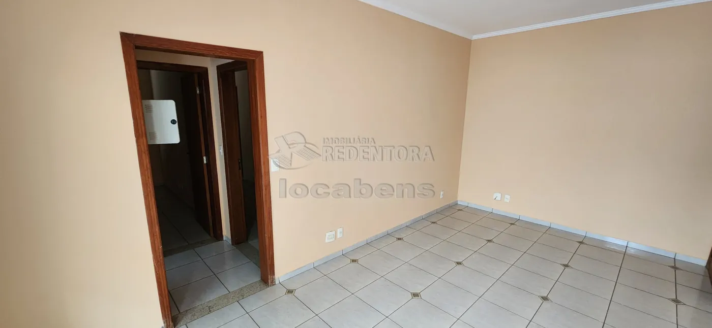 Alugar Apartamento / Padrão em São José do Rio Preto R$ 1.350,00 - Foto 2