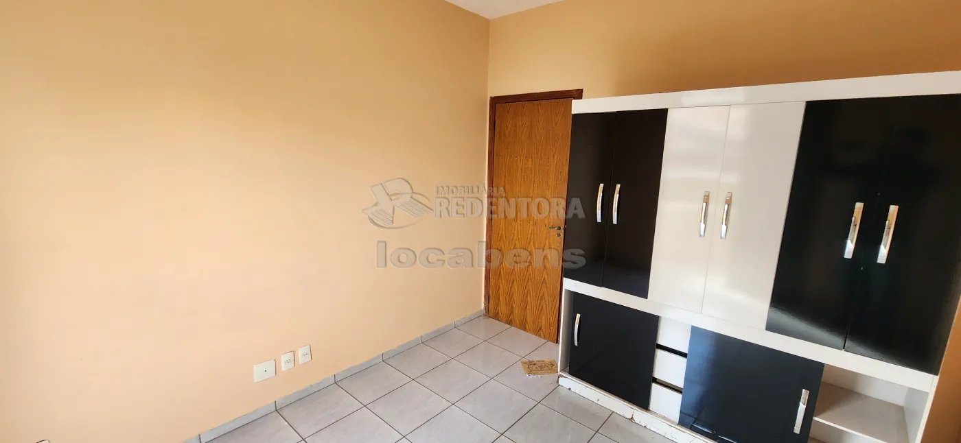 Alugar Apartamento / Padrão em São José do Rio Preto R$ 1.350,00 - Foto 9