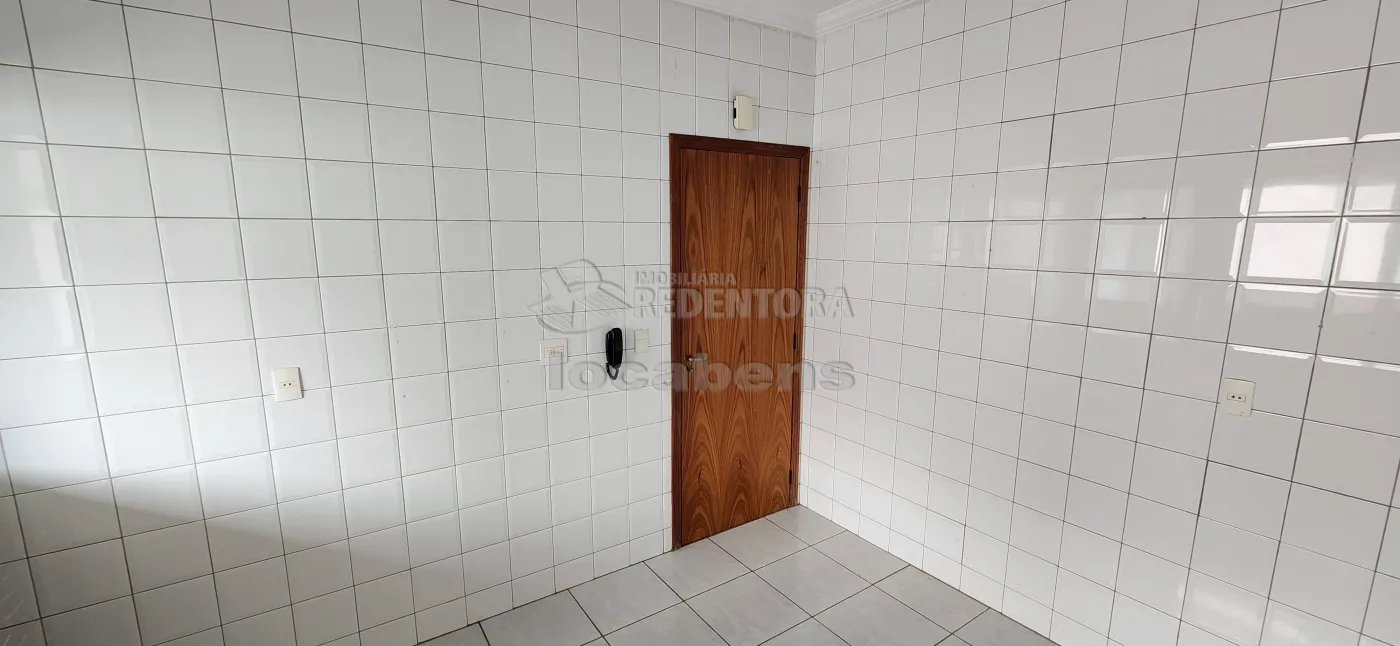 Alugar Apartamento / Padrão em São José do Rio Preto R$ 1.350,00 - Foto 13