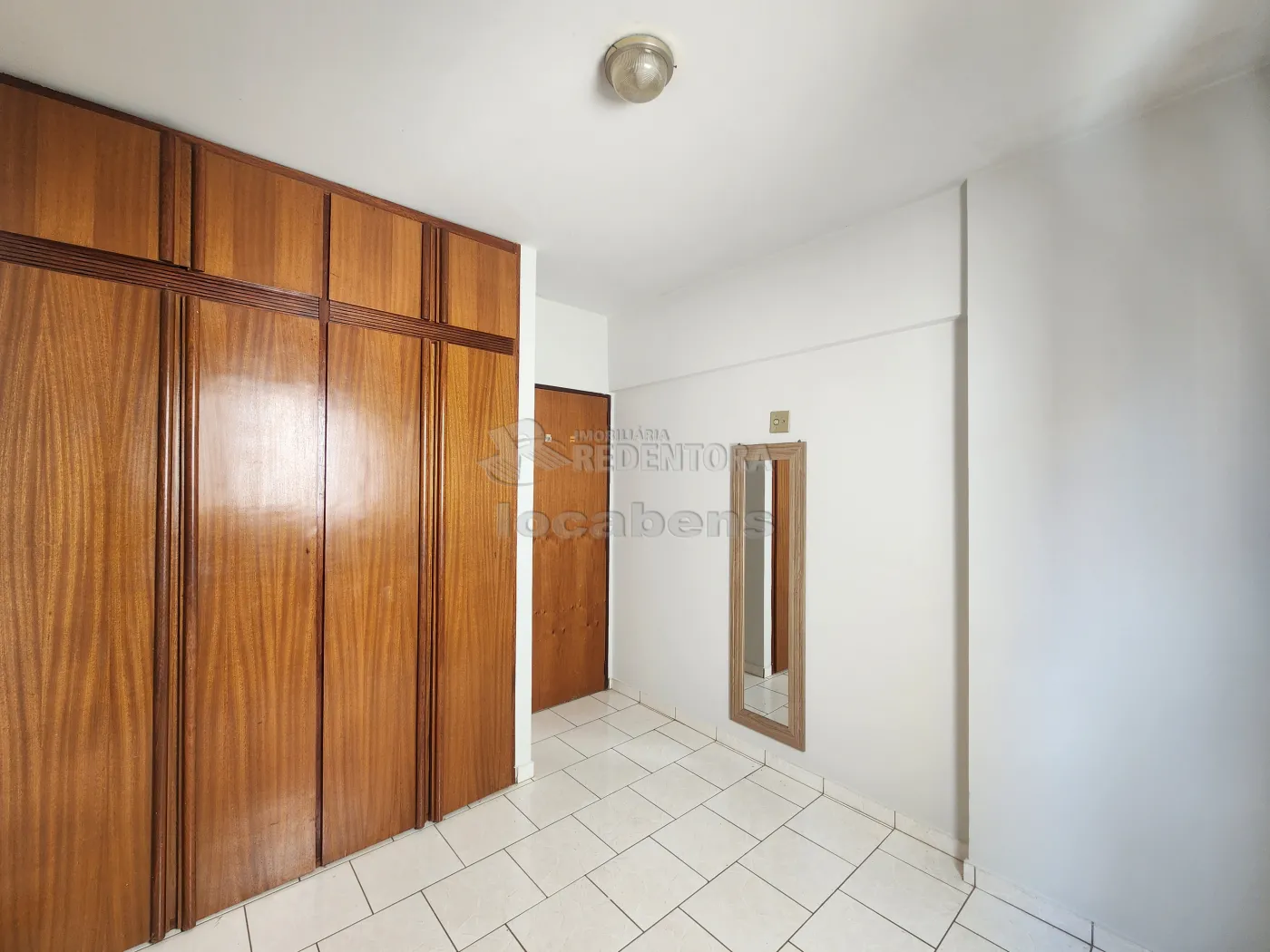 Alugar Apartamento / Padrão em São José do Rio Preto R$ 800,00 - Foto 6