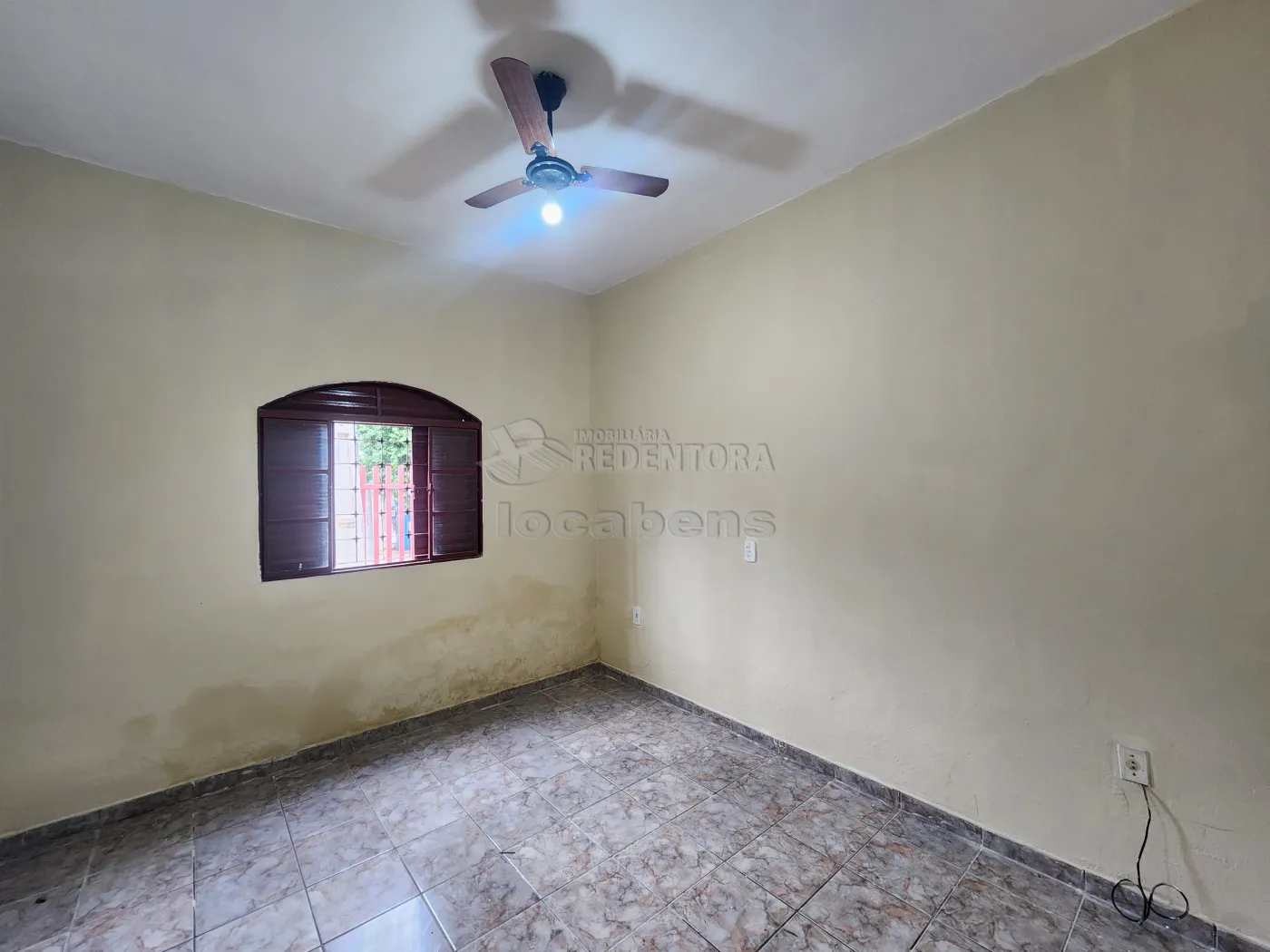 Casa para alugar com 2 quartos, 90m² - Foto 6
