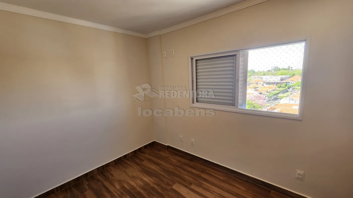 Apartamento para alugar com 3 quartos, 105m² - Foto 9