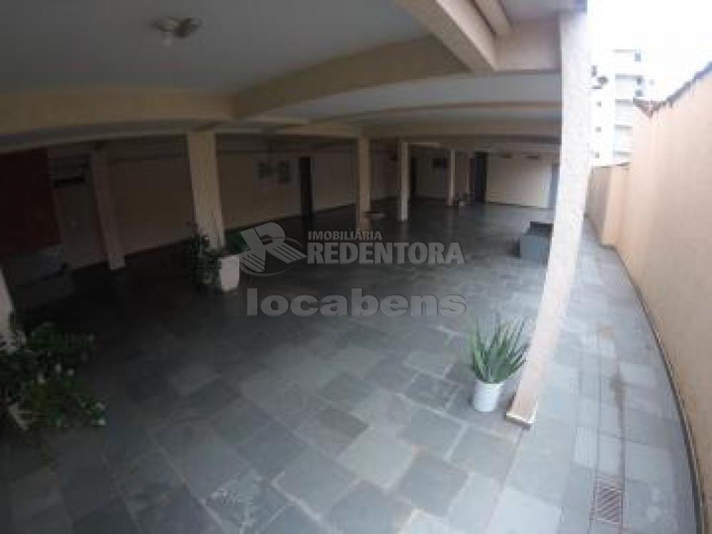 Alugar Apartamento / Padrão em São José do Rio Preto R$ 900,00 - Foto 18