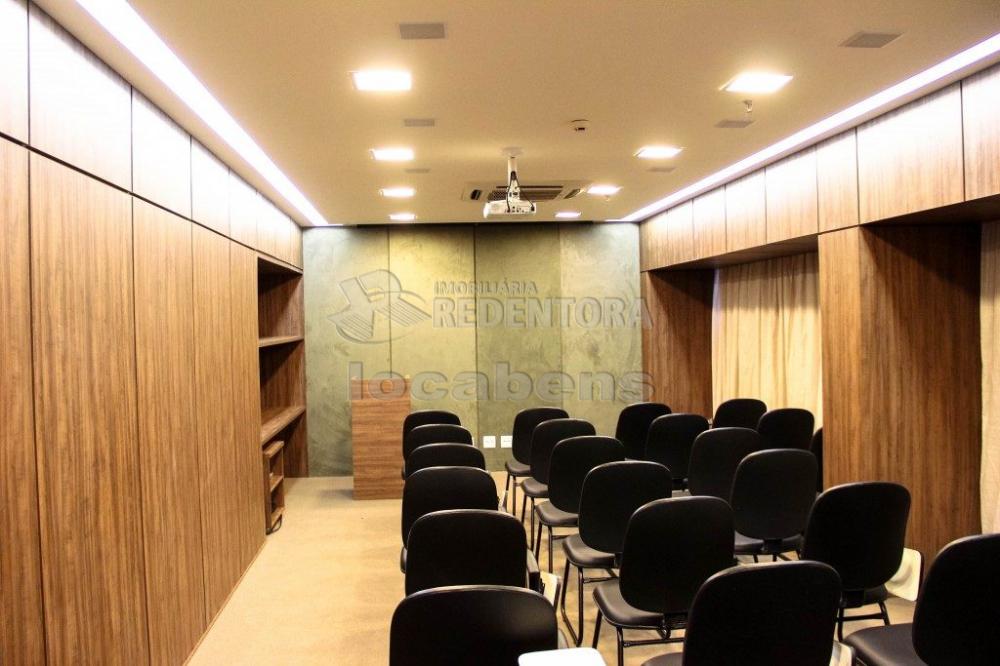 Alugar Comercial / Sala em São José do Rio Preto R$ 17.000,00 - Foto 14