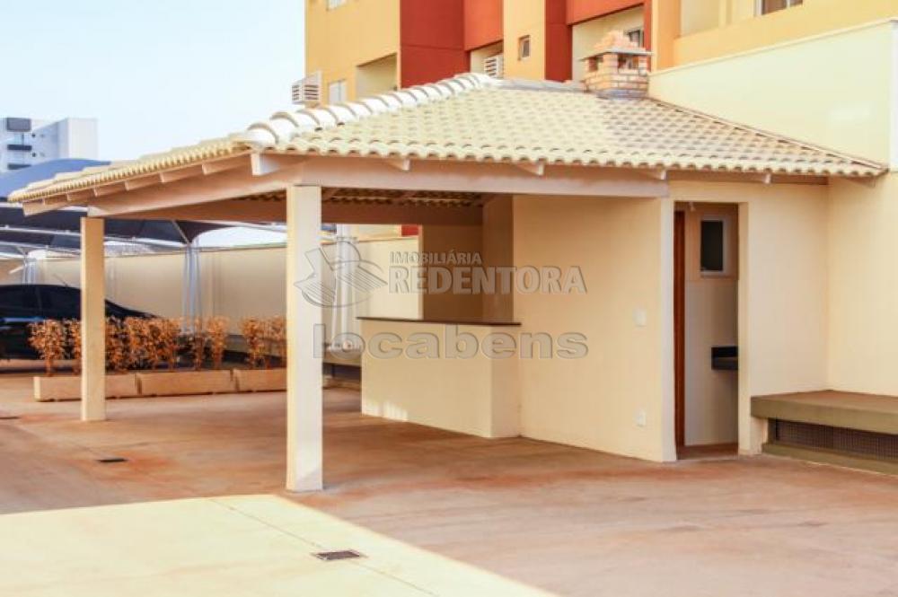 Alugar Apartamento / Padrão em São José do Rio Preto R$ 1.600,00 - Foto 15