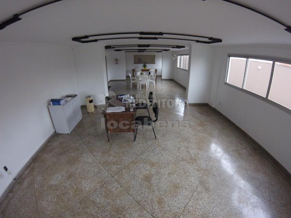 Alugar Apartamento / Padrão em São José do Rio Preto R$ 640,00 - Foto 16