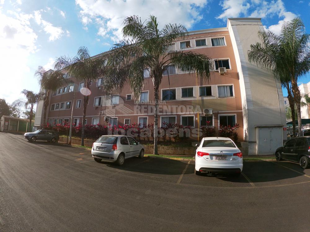 Comprar Apartamento / Padrão em São José do Rio Preto R$ 200.000,00 - Foto 17