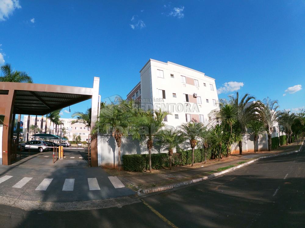 Comprar Apartamento / Padrão em São José do Rio Preto R$ 147.000,00 - Foto 19