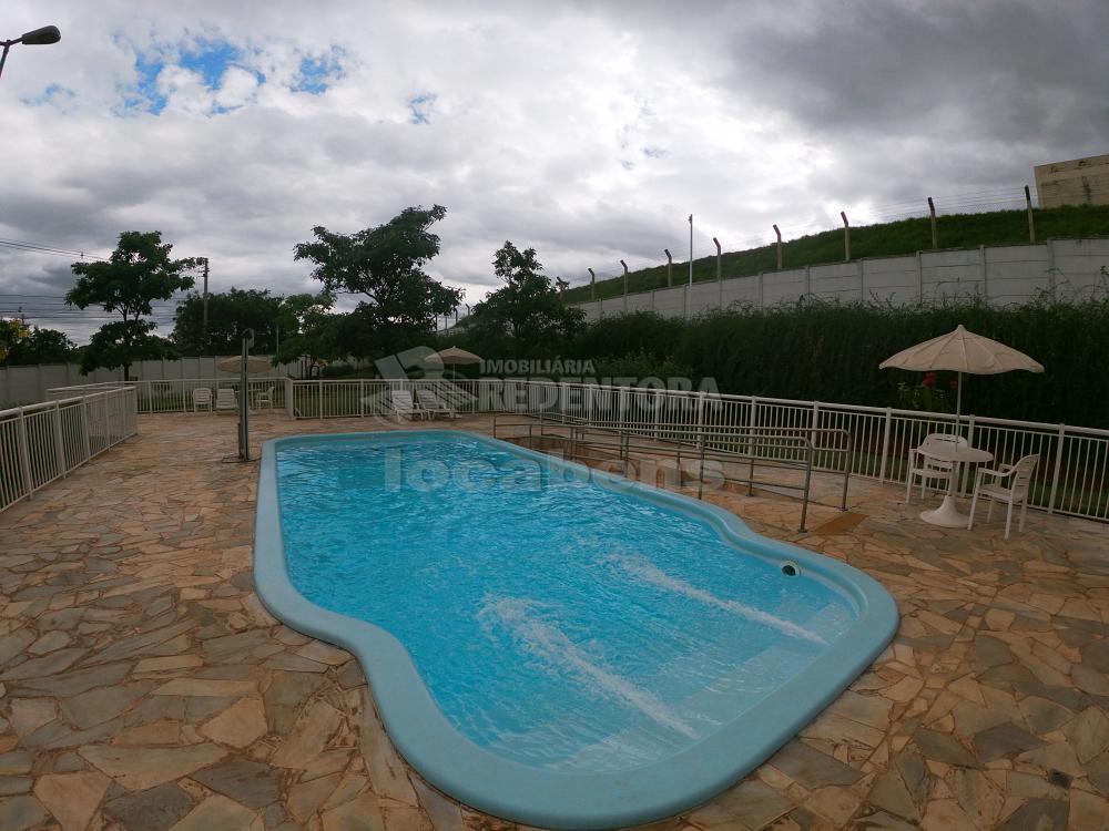 Alugar Apartamento / Padrão em São José do Rio Preto R$ 900,00 - Foto 18