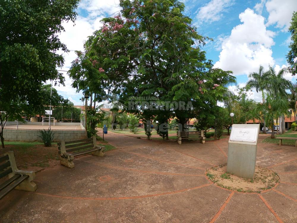 Alugar Casa / Condomínio em São José do Rio Preto R$ 1.000,00 - Foto 38