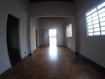 imagem 4 - Casa no Centro Residencial e Comercial com 3 dormitórios, 02 WCS, Sala para 02 ambientes, cozinha com armário embutido, área de serviço, quintal, 1 vaga de garagem. imagem 4 - Casa no Centro Residencial e Comercial com 3 dormitórios, 02 WCS, Sala para 02 ambientes, cozinha com armário embutido, área de serviço, quintal, 1 vaga de garagem.