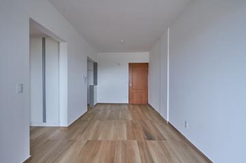 imagem 2 - SKY Residence, espetacular, andar alto mobiliado, bom para renda, já alugado imagem 2 - SKY Residence, espetacular, andar alto mobiliado, bom para renda, já alugado