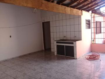 Alugar Casa / Padrão em São José do Rio Preto. apenas R$ 1.337,80