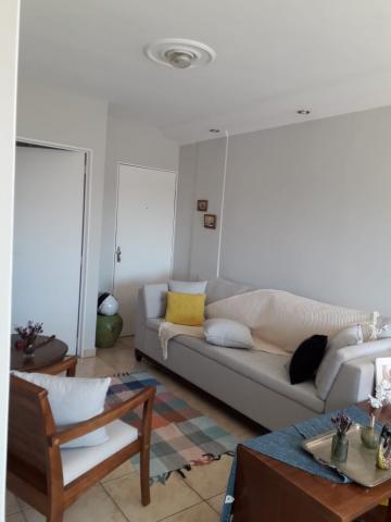 Alugar Apartamento / Padrão em São José do Rio Preto. apenas R$ 220.000,00
