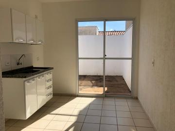 Alugar Casa / Condomínio em São José do Rio Preto. apenas R$ 850,00