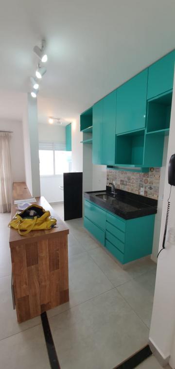Alugar Apartamento / Padrão em São José do Rio Preto R$ 1.600,00 - Foto 4