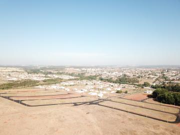 Comprar Terreno / Padrão em Bady Bassitt R$ 58.000,00 - Foto 2