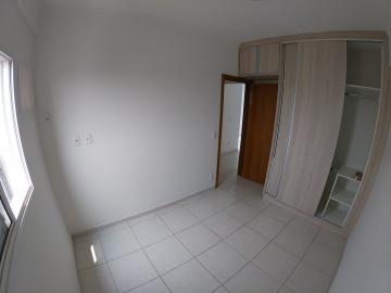 Alugar Apartamento / Padrão em São José do Rio Preto R$ 1.156,70 - Foto 9