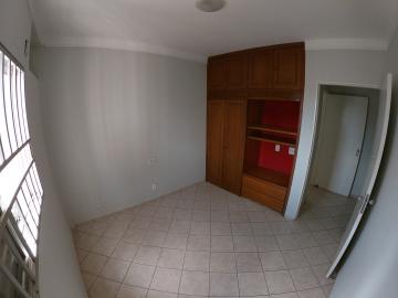 Alugar Apartamento / Padrão em São José do Rio Preto R$ 1.150,00 - Foto 15