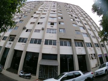 Alugar Apartamento / Padrão em São José do Rio Preto R$ 1.150,00 - Foto 2