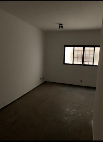 Alugar Apartamento / Padrão em São José do Rio Preto. apenas R$ 1.000,00