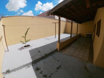 Alugar Casa / Padrão em São José do Rio Preto R$ 1.000,00 - Foto 14