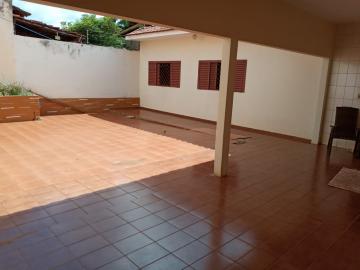 Alugar Casa / Padrão em São José do Rio Preto R$ 2.000,00 - Foto 4