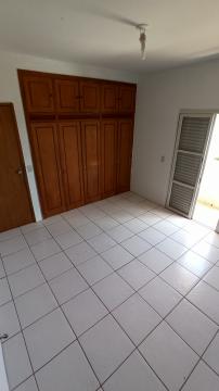 Alugar Apartamento / Padrão em São José do Rio Preto R$ 950,00 - Foto 14