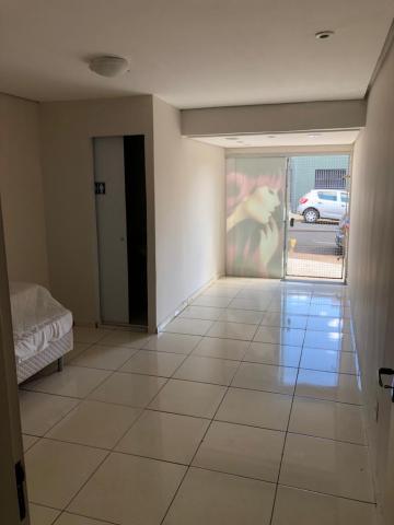 Alugar Comercial / Casa Comercial em São José do Rio Preto. apenas R$ 1.300,00